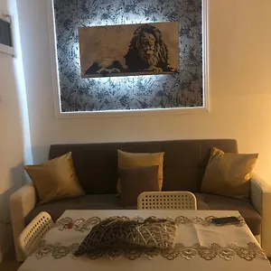 Camaldoli House Apartamento Milão