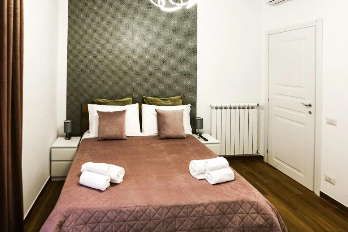 Vanella Rome Domus