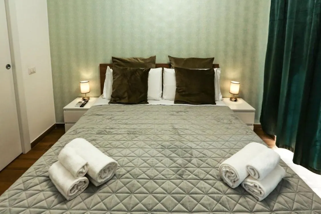 Vanella Rome Domus 2*,